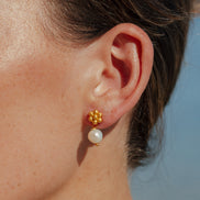 LOLA PEARL EARRINGS